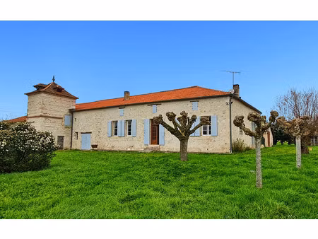 maison fals m² t-5 à vendre  249 000 €