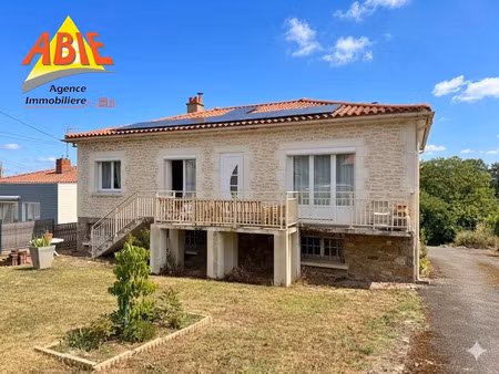 vente maison 5 pièces 131 m² fontenay-le-comte (85200)