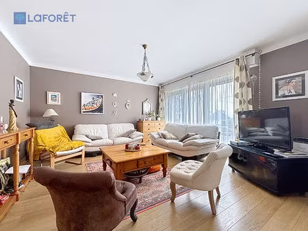 a vendre lanester maison de plus de 190 m² avec fort potentiel