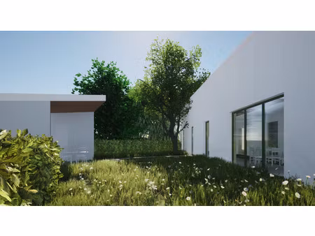 chartreuse indépendante à rénover - 120 m2 + piscine + stationnement