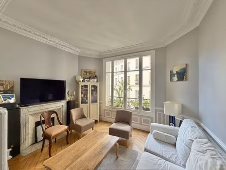 appartement paris 3 pièce(s) 75 m2