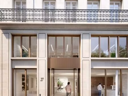 location bureaux 1 870 m²