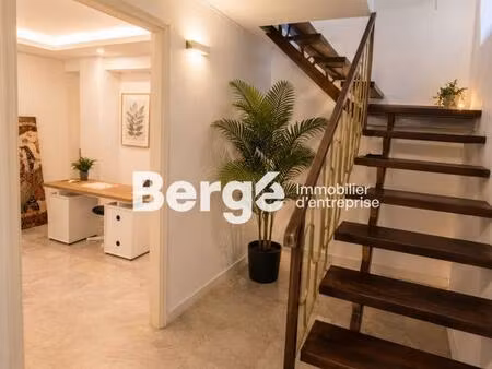 location commerce mandelieu la napoule 06210 50m²