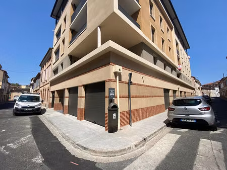 garage fermé - albi centre ville