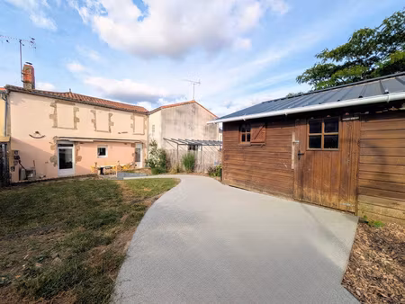 maison de bourg entièrement rénovée