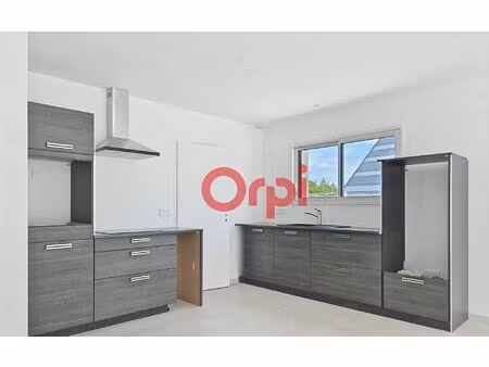 location maison  m² t-4 à péaule  1 250 €