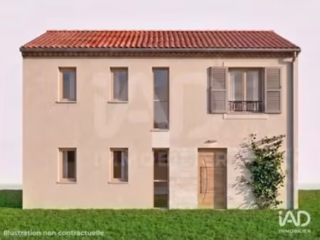 maison à villars (84400)