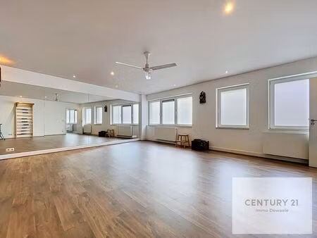 bien professionnel à louer à braine-l'alleud € 1.100 (lp6r1) - century 21 immo dewaele | z