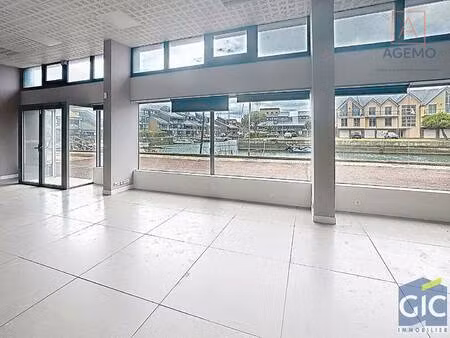 local commercial à vendre