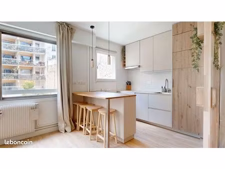 studio 1 pièce 32 m²