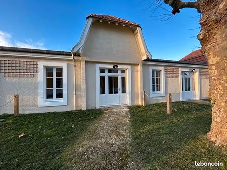 maison 2 pièces 56 m²