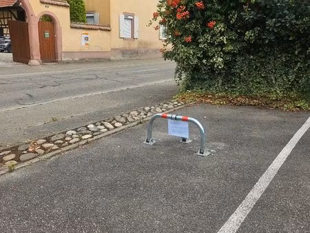 parking a loue