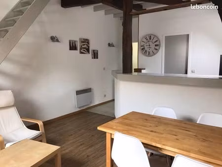 hyper centre  appartement t1bis meublé
