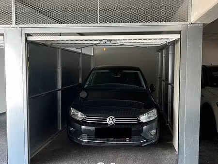 location garage fermé et couvert