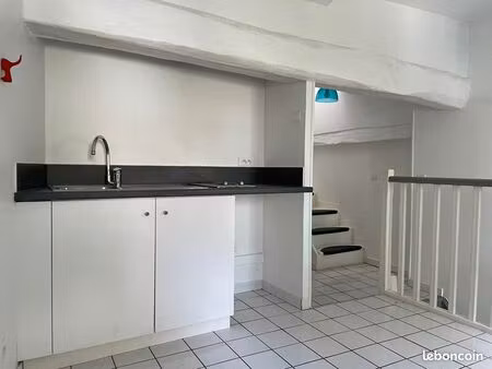 château 2 pièces 30 m²