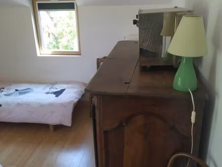 cohabiter avec une senior sympathique