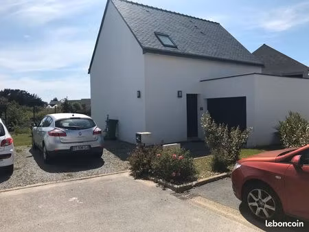maison meublée 80 m² – 2 chambres – jardin – garage – location de septembre à juin