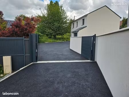 maison t6  très récente  saint cyr sur loire