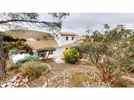 hauts de narbonne  maison 4 chambres  garage et jardin.