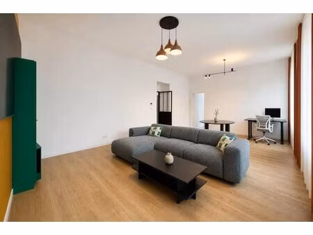 appartement de 5 pièces de 145 m² à saint-étienne