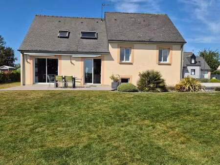 vente maison à saint-hilaire-du-maine (53380) : à vendre / 115m² saint-hilaire-du-maine