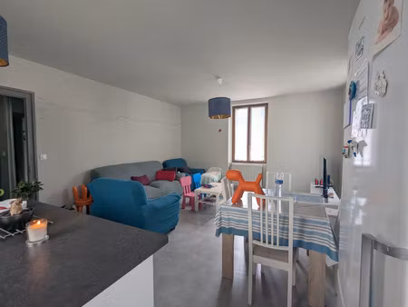 location appartement 3 pièces 73 m² à clermont-ferrand (63100)