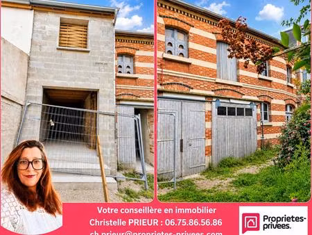 bâtiment de caractère à aménager ? 130 m² ? terrain 195 m²