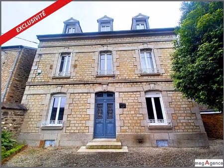 appartement t3 dans bâtiment de caractère