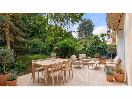 appartement neuilly sur seine 2 pièce(s) 51 m2 - rez-de-jardin