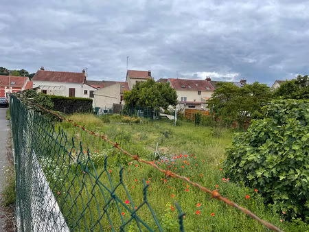 terrain villers saint paul 535 m2