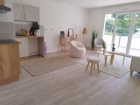 à louer – appartement t3 neuf avec grand balcon – chartres
