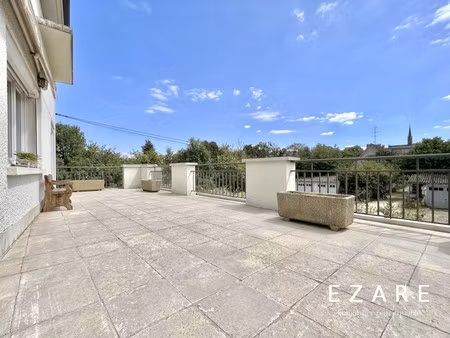 appartement 3ch terrasse + garage renove
