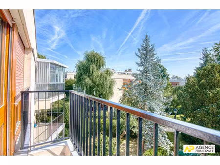 le chesnay parly 2 appartement 4 pièces de 81 m² carrez situé au 2e et dernier étage avec 