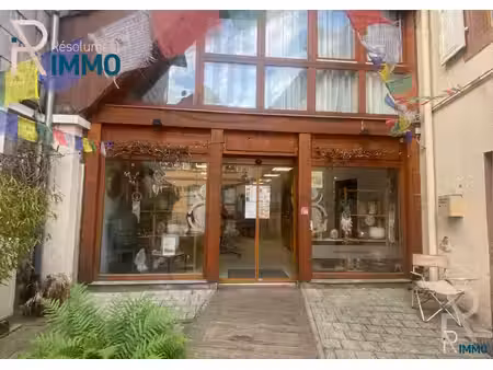 local commercial avec vitrine en centre-ville de munster