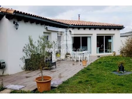maison 5 pièce(s) 170 m2