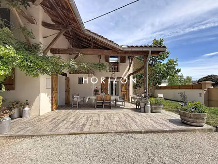 pr crêches : ferme renovée 170m2  1050m2 terrain