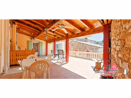 maison de caractère avec terrasse  ascenseur et fort potentiel d'évolution
