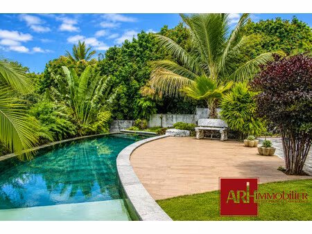 a vendre - à l'entre-deux – villa de 220 m² avec jolie vu