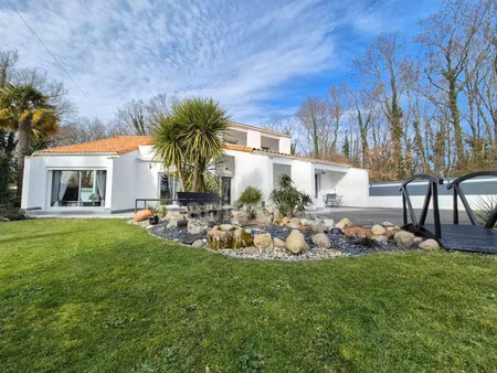 maison à vendre royan 5 pièce(s) 170m2 597 900€