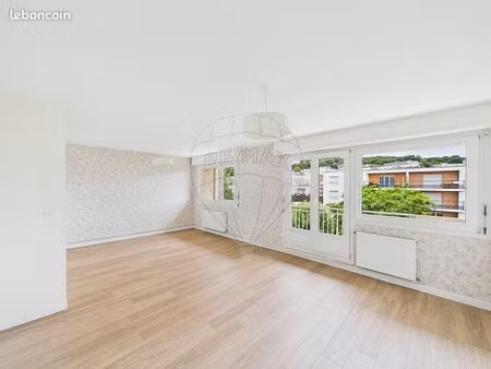 appartement 4 pièces 80 m²