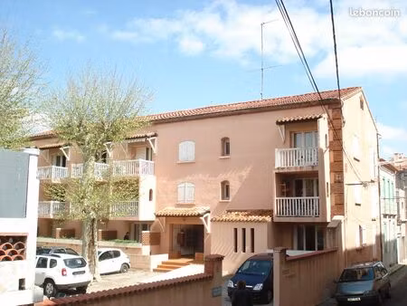 studio avec place de parking