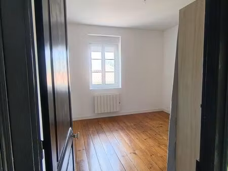grand t4  111 m² carrez  152 m² au sol