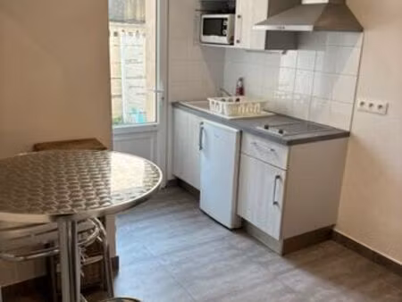 studio 1 pièce 12 m²