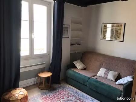 charmant studio meublé de 17 m² au coeur du marais historique - disponible à partir du jui
