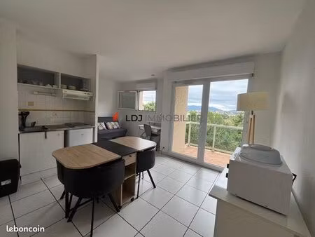 studio 1 pièce 23 m²