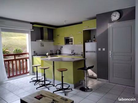 bel appartement t2 41 m² meublé pour étudiant avec parking privé et local à vélo