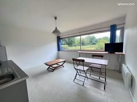 loue t2 meublé avec parking