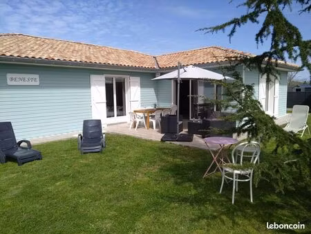 chaleureuse maison ossature bois de 135 m2 de plein pied  location nue  espace de vie sans