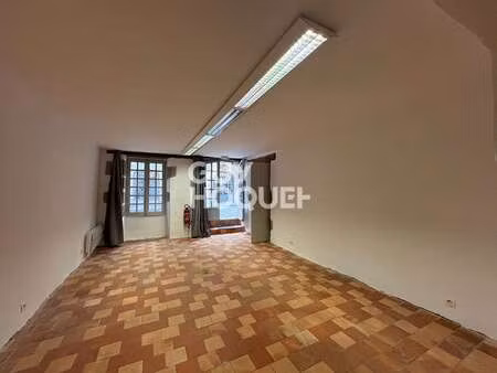 location bureaux et commerces à nantes quartier chu (44000) : à louer / 53m² nantes quarti