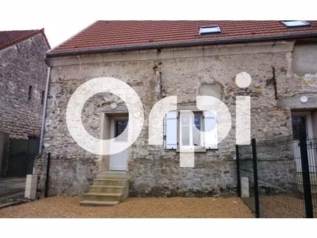 location maison  74.99 m² t-3 à forfry  900 €